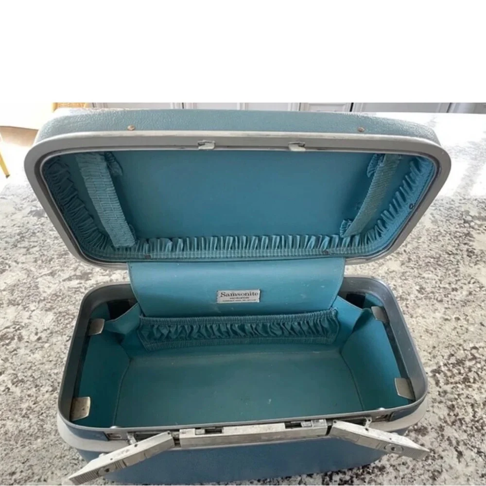 Samsonite Teal Makeup Organizer